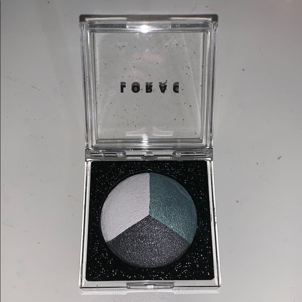 COPY - Lorac Starry-eyed baked eye shadow trio